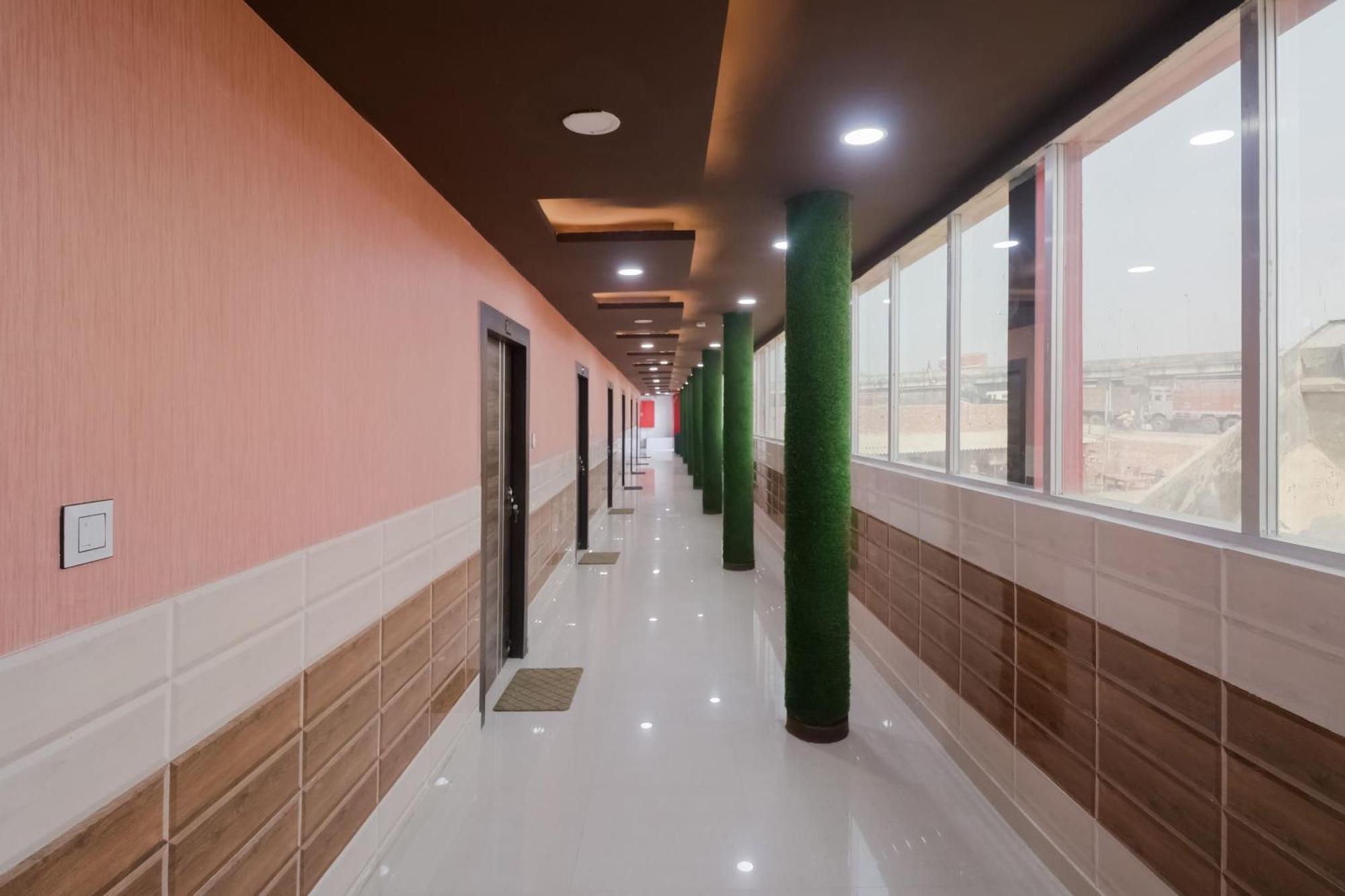 Hotel O R C Grand Gorakhpur Exterior photo